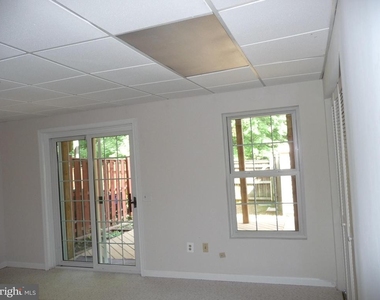 7665 Sheffield Village Lane - Photo Thumbnail 21
