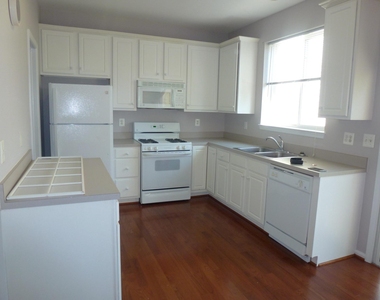 13125 Park Crescent Circle - Photo Thumbnail 9