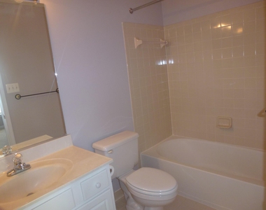 13125 Park Crescent Circle - Photo Thumbnail 14