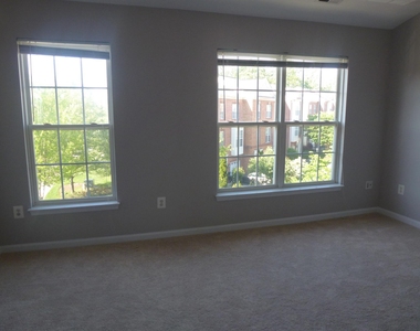 13125 Park Crescent Circle - Photo Thumbnail 13