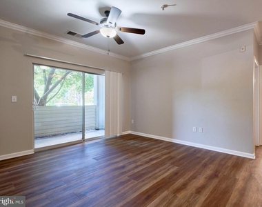 12144 Garden Circle - Photo Thumbnail 5
