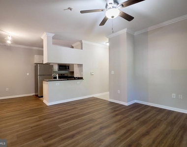12144 Garden Circle - Photo Thumbnail 2