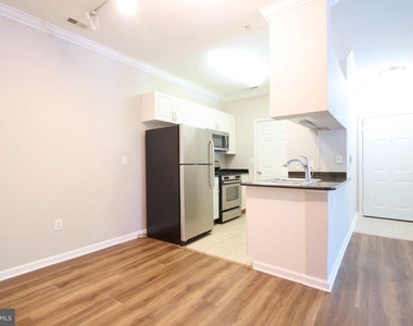 12144 Garden Circle - Photo Thumbnail 4