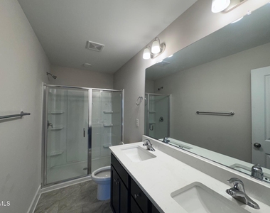 917 Hillman Lane - Photo Thumbnail 18