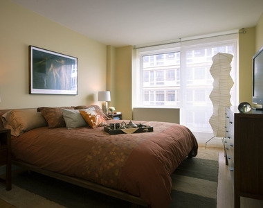 450 West 17th Street - Photo Thumbnail 1