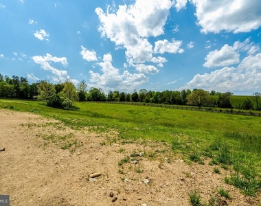 9253 Cliff Mills Road - Photo Thumbnail 47