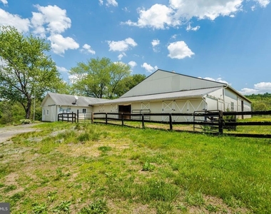 9253 Cliff Mills Road - Photo Thumbnail 29