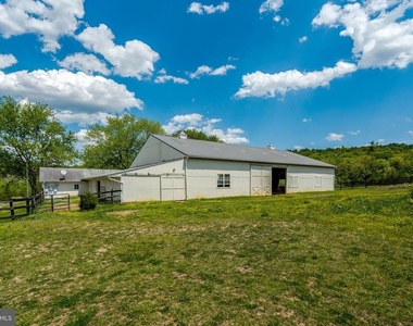 9253 Cliff Mills Road - Photo Thumbnail 32