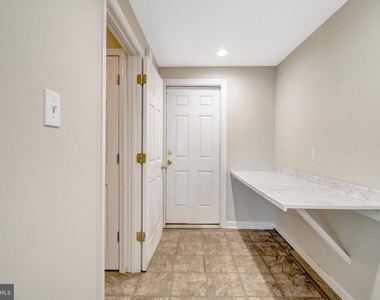 9253 Cliff Mills Road - Photo Thumbnail 12