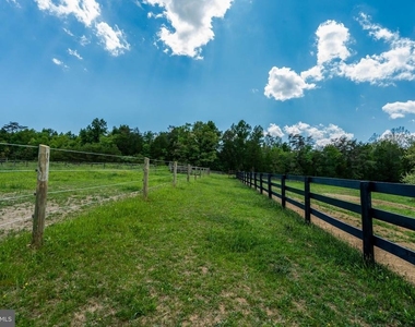 9253 Cliff Mills Road - Photo Thumbnail 44
