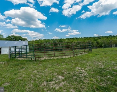 9253 Cliff Mills Road - Photo Thumbnail 40