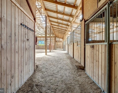 9253 Cliff Mills Road - Photo Thumbnail 20
