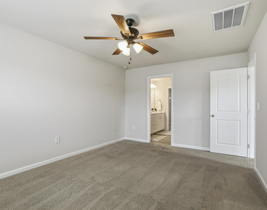 949 Robbie Jackson Lane - Photo Thumbnail 29