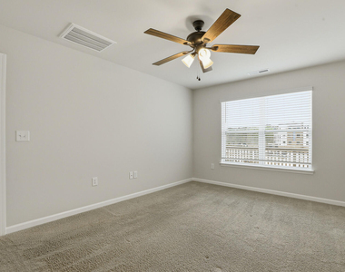 949 Robbie Jackson Lane - Photo Thumbnail 31