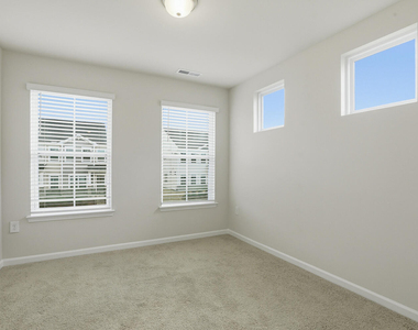 949 Robbie Jackson Lane - Photo Thumbnail 41