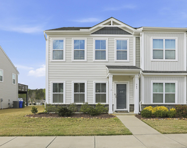 949 Robbie Jackson Lane - Photo Thumbnail 1