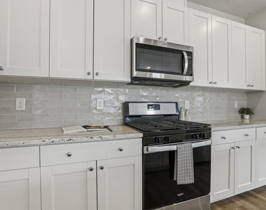 949 Robbie Jackson Lane - Photo Thumbnail 17