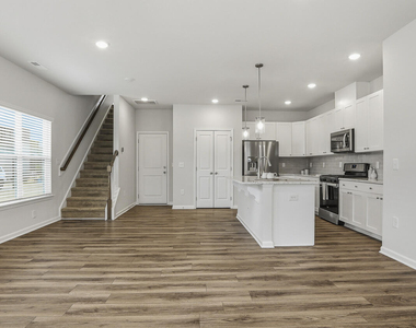949 Robbie Jackson Lane - Photo Thumbnail 6