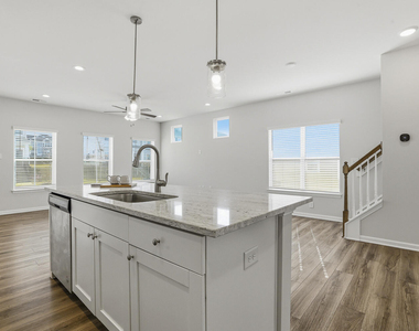 949 Robbie Jackson Lane - Photo Thumbnail 18