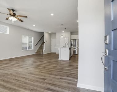 949 Robbie Jackson Lane - Photo Thumbnail 3