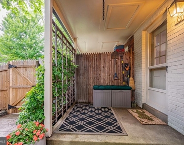150 S Virginia Avenue - Photo Thumbnail 31