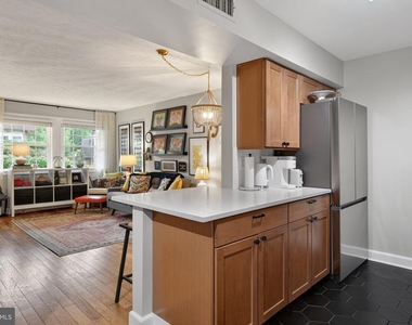 150 S Virginia Avenue - Photo Thumbnail 15