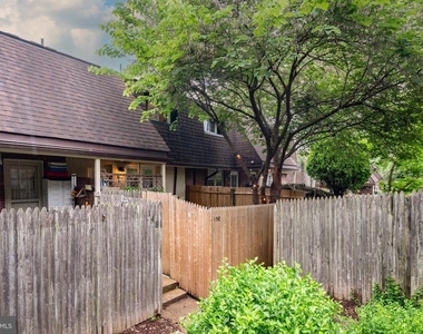 150 S Virginia Avenue - Photo Thumbnail 36