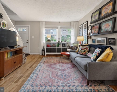 150 S Virginia Avenue - Photo Thumbnail 8