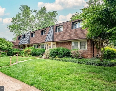 150 S Virginia Avenue - Photo Thumbnail 1