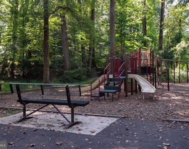 150 S Virginia Avenue - Photo Thumbnail 53