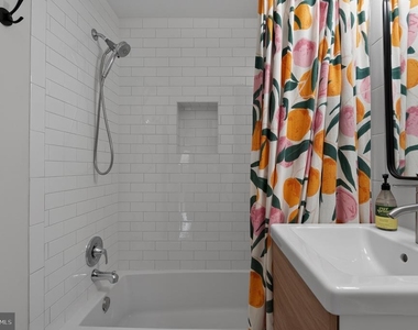 150 S Virginia Avenue - Photo Thumbnail 28