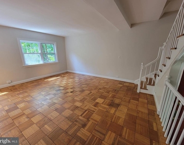 3472 Gunston Road - Photo Thumbnail 5