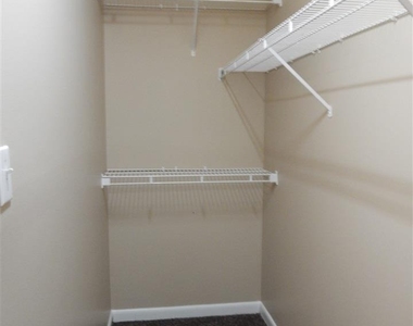 1341 Crab Orchard Drive - Photo Thumbnail 11