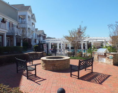 10410 Sablewood Drive - Photo Thumbnail 19
