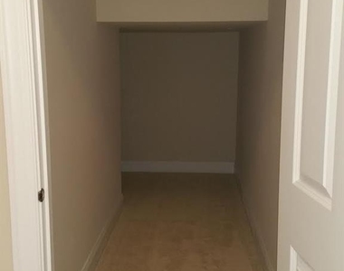 10410 Sablewood Drive - Photo Thumbnail 9