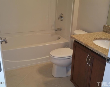 10410 Sablewood Drive - Photo Thumbnail 12