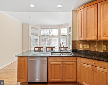 5237 Bessley Place - Photo Thumbnail 40