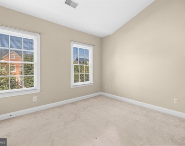 5237 Bessley Place - Photo Thumbnail 68