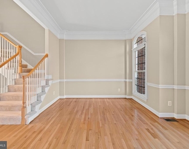 5237 Bessley Place - Photo Thumbnail 47