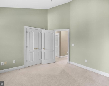 5237 Bessley Place - Photo Thumbnail 73