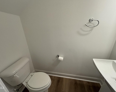 5710 Parker Pnes Court - Photo Thumbnail 23