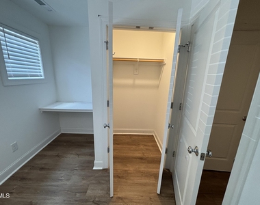 5710 Parker Pnes Court - Photo Thumbnail 60