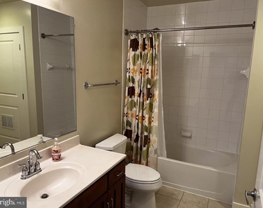 1200 N Hartford Street - Photo Thumbnail 15