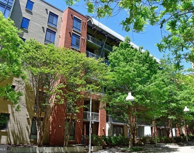 1200 N Hartford Street - Photo Thumbnail 18
