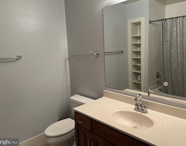 1200 N Hartford Street - Photo Thumbnail 12