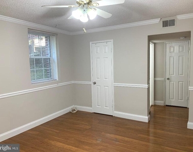 1336 N Ode Street - Photo Thumbnail 4