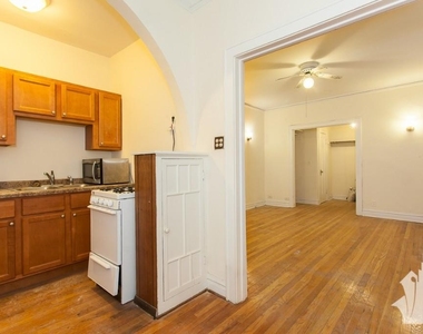 430-32 W Surf St - Photo Thumbnail 6