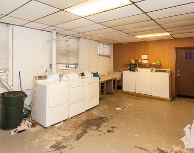 430-32 W Surf St - Photo Thumbnail 7