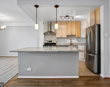 4501 Arlington Boulevard - Photo Thumbnail 6