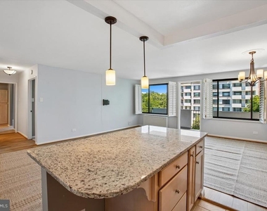 4501 Arlington Boulevard - Photo Thumbnail 8